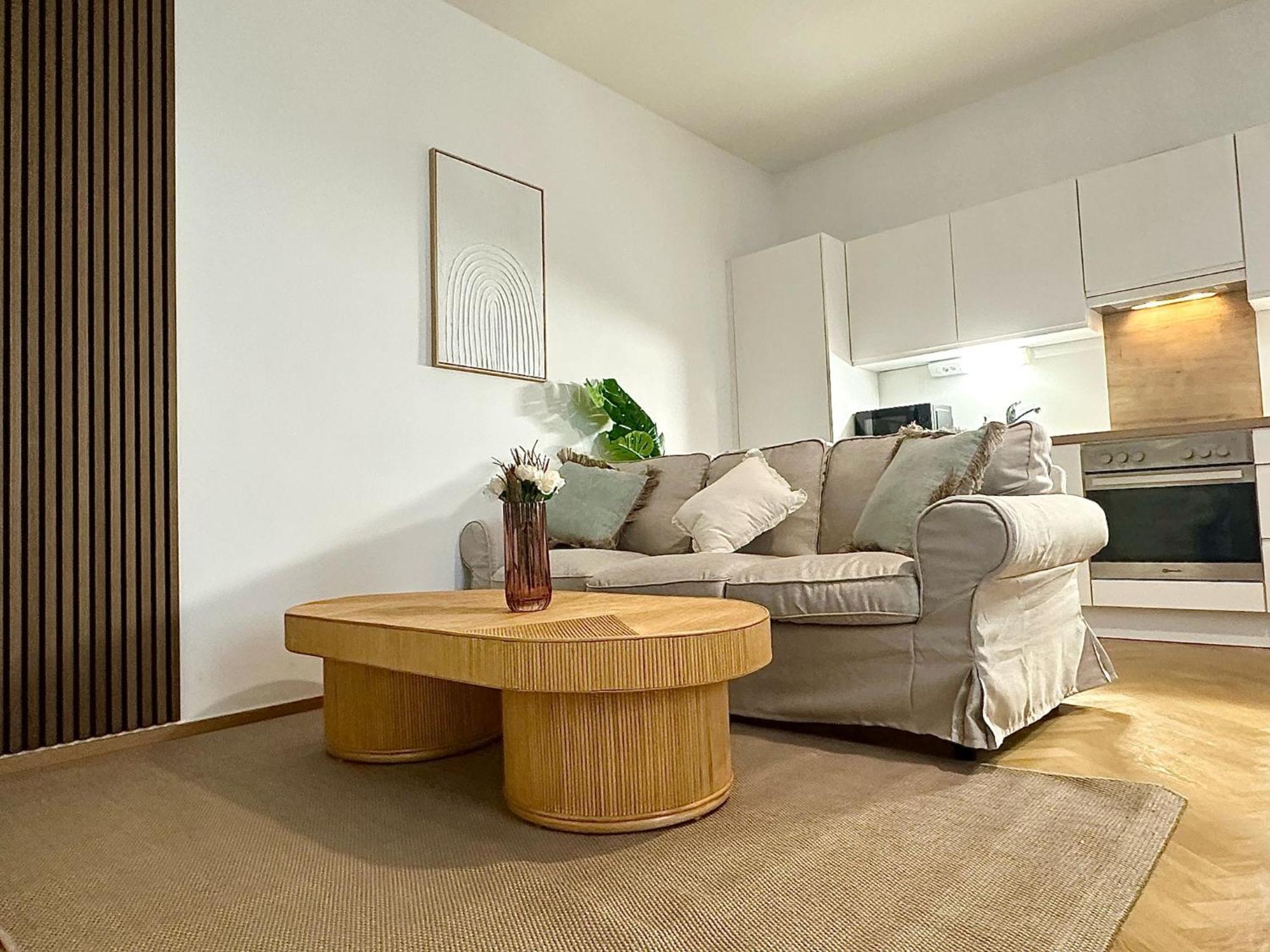 Designer Apartment Near Main Station Відень Екстер'єр фото